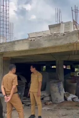 Warga Tolak Pembangunan Kandang Ayam Raksasa di Tebing Tinggi