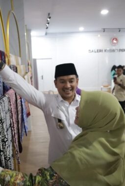 TERIMA KUNKER RESES KOMISI X DPR RI, WALI KOTA TEBING TINGGI DORONG SINERGI PUSAT-DAERAH UNTUK SDM UNGGUL