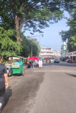 Trotoar dan Badan Jalan Jadi Lapak Dagangan, Pemko Tebing Tinggi Diminta Bertindak